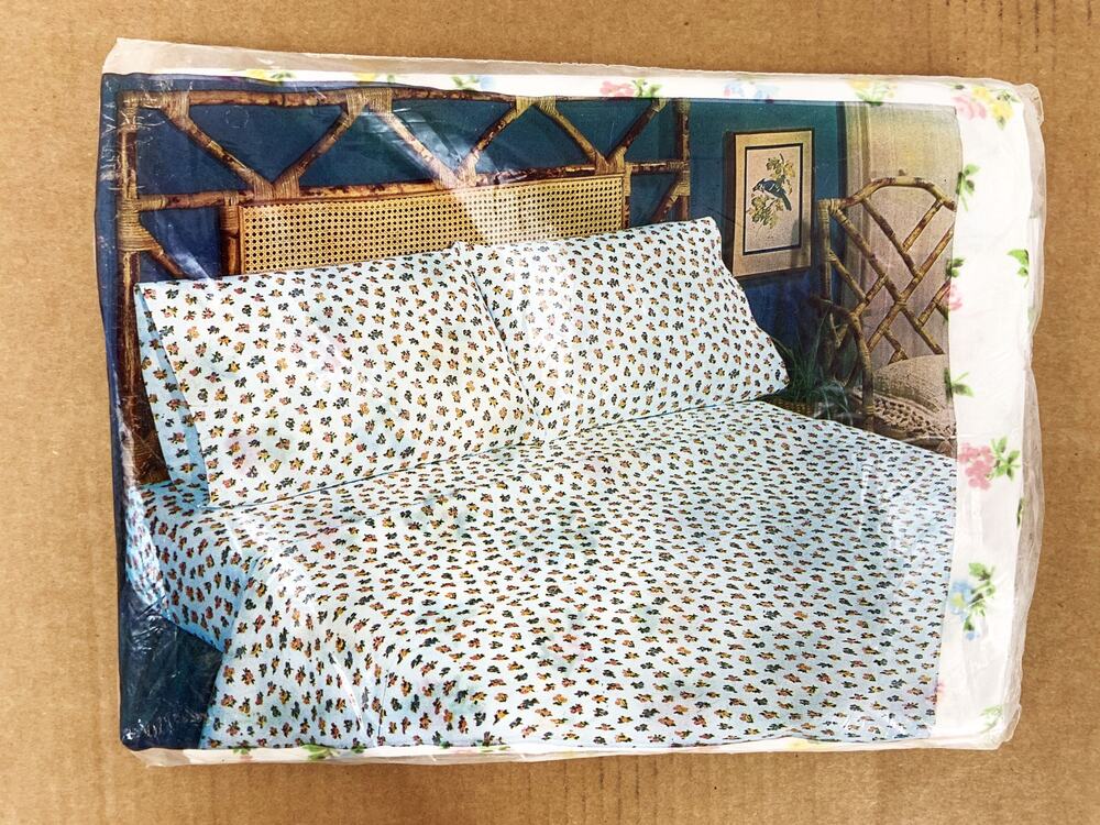 Vintage JCPenney No Iron Muslin Twin Size Flat Sheet Floral Flowers Design NIP
